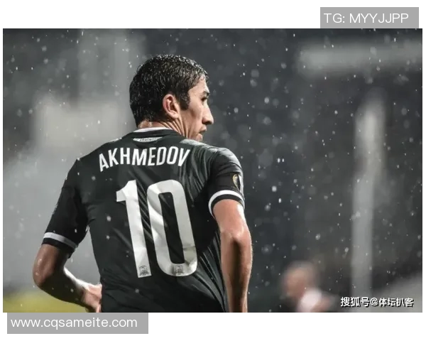 足球明星账号被盗事件引发热议谁是受害者